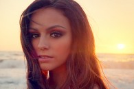 Новое видео Шер Ллойд (Cher Lloyd) – Oath