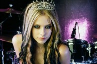 Новый альбом Avril Lavigne выходит 8 марта