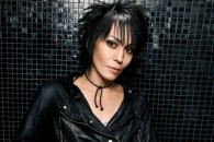Новый клип Джоан Джетт (Joan Jett) – Any Weather