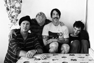 Новое видео Red Hot Chili Peppers – Monarchy Of Roses