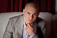 Новое видео Питбулля (Pitbull) – Latinos In Paris