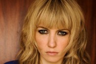 Новый сингл Ladyhawke – Black, White & Blue