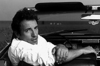 Новый клип Брюса Спрингстина (Bruce Springsteen) – We Take Care Of Our Own